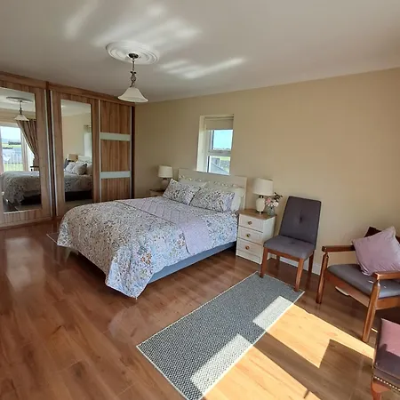 Warm Spacious Three Bed Chalet Galway Exterior photo